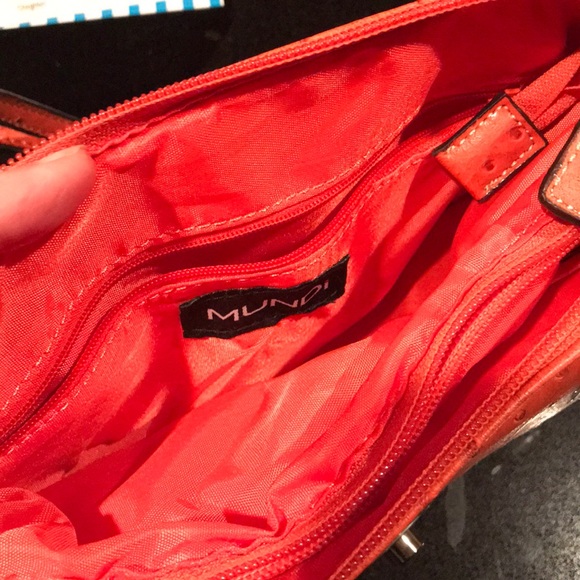 NWT. Orange Mundi Bag - Picture 5 of 6